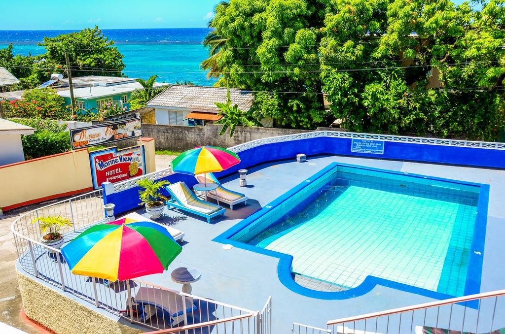 Marine View Hotel 오쵸 리오스 외부 사진